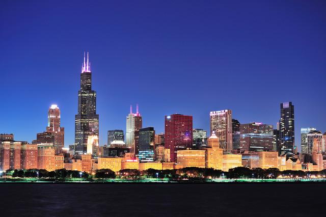 Chicago skyline at sunset, backdrop for independent cinema